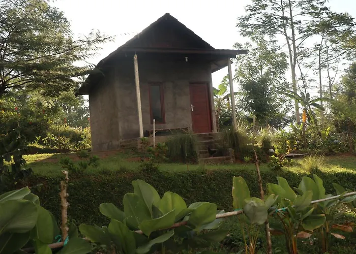 Puncak Giri Nature Gitgit